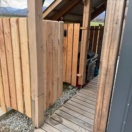 Tiny House With Mountain Views Apartment Turany